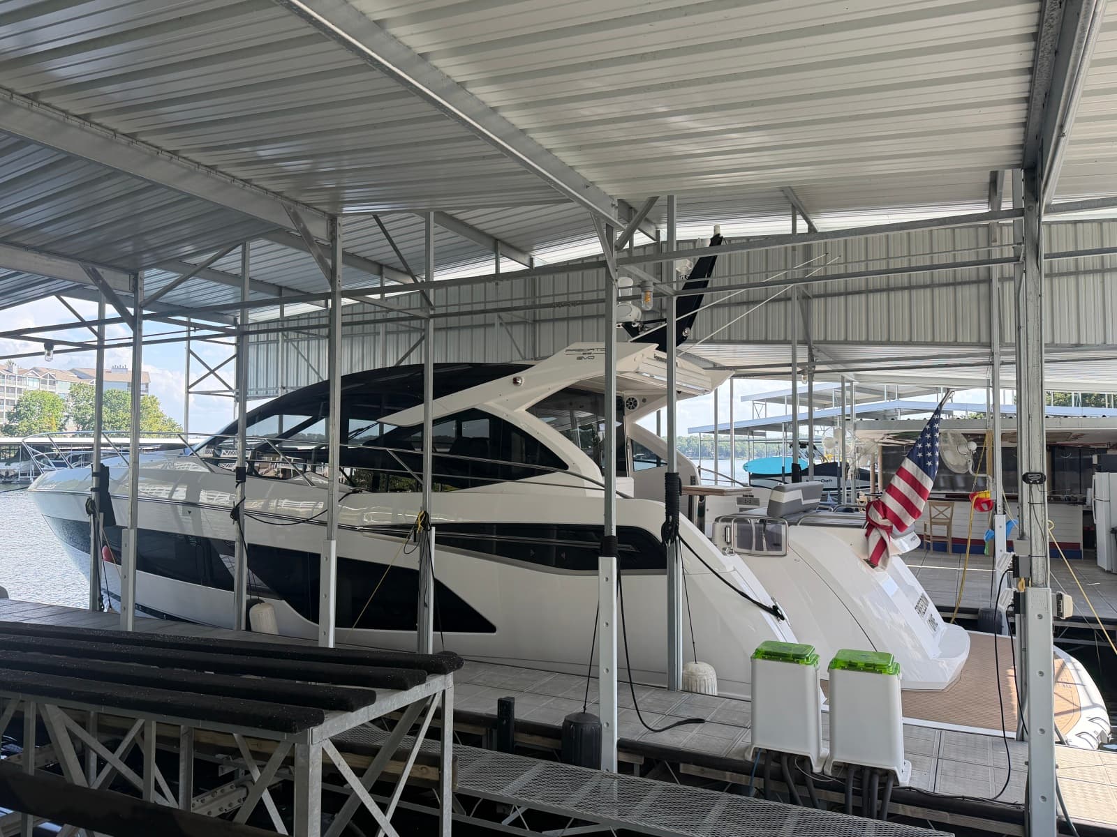 2021 Sunseeker PREDATOR 55 - Photo 1