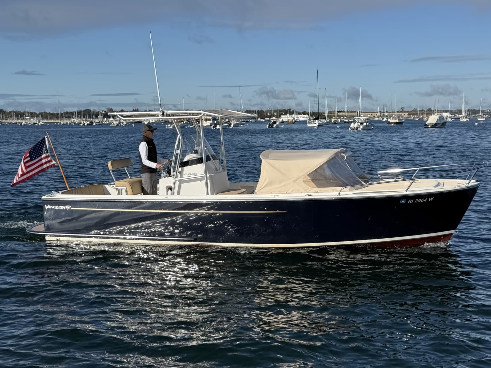 2010 Vanquish 24 Runabout - Photo 3