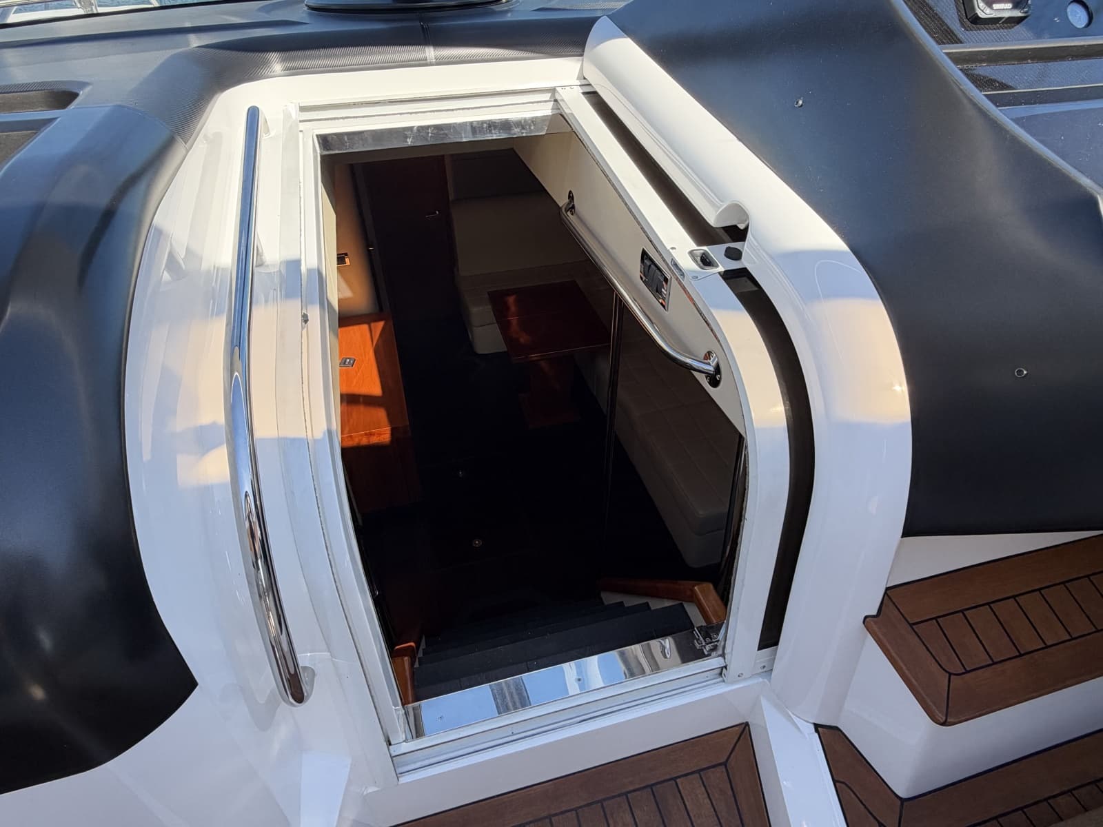 2014 Sunseeker 60 Predator - Photo 46