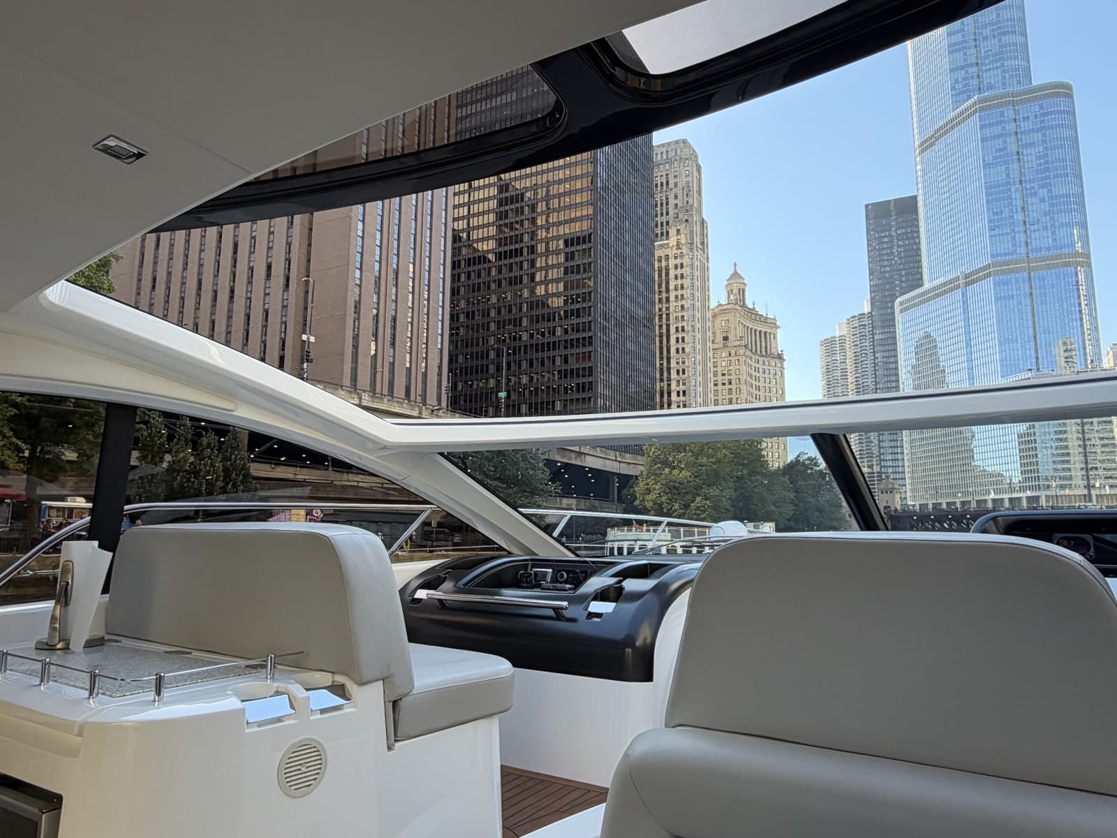 2014 Sunseeker 60 Predator - Photo 32