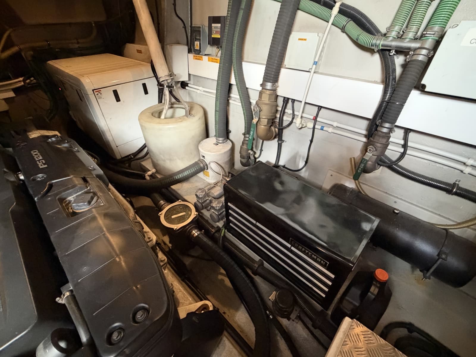 2014 Sunseeker 60 Predator - Photo 86