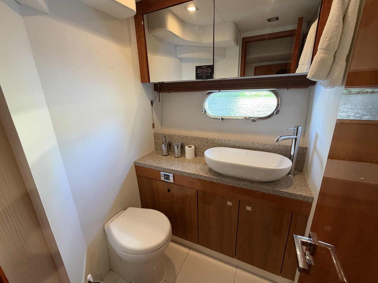 2014 Sunseeker 60 Predator - Photo 76