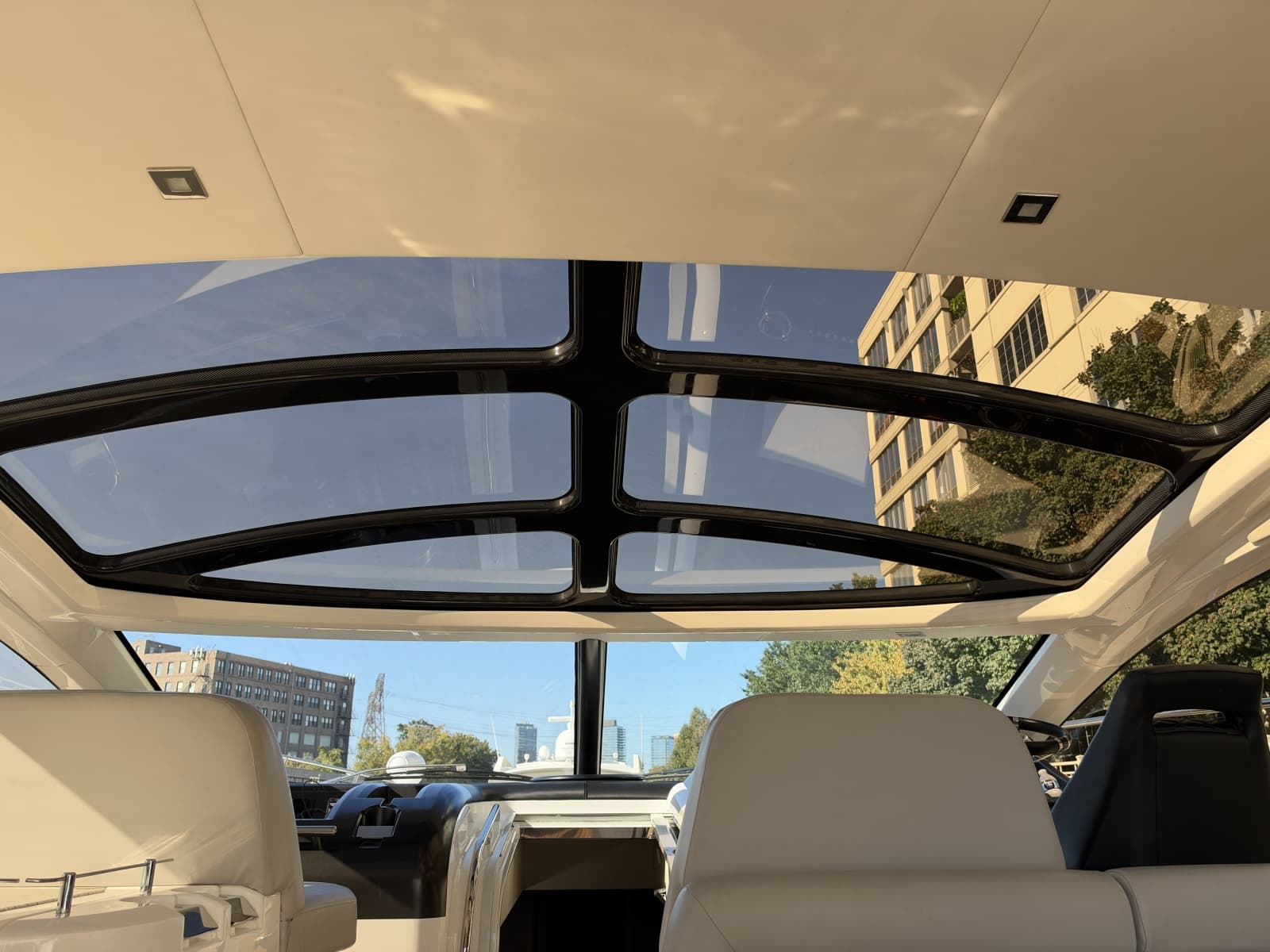 2014 Sunseeker 60 Predator - Photo 33
