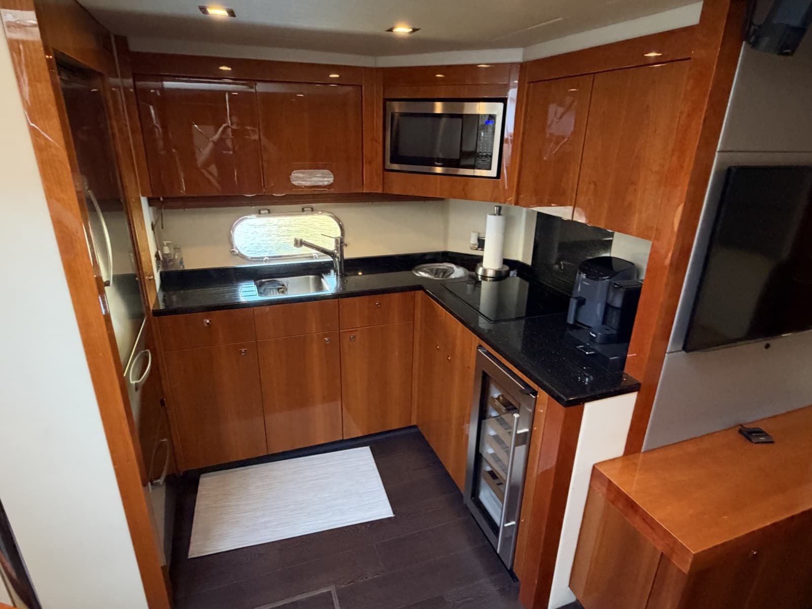 2014 Sunseeker 60 Predator - Photo 47