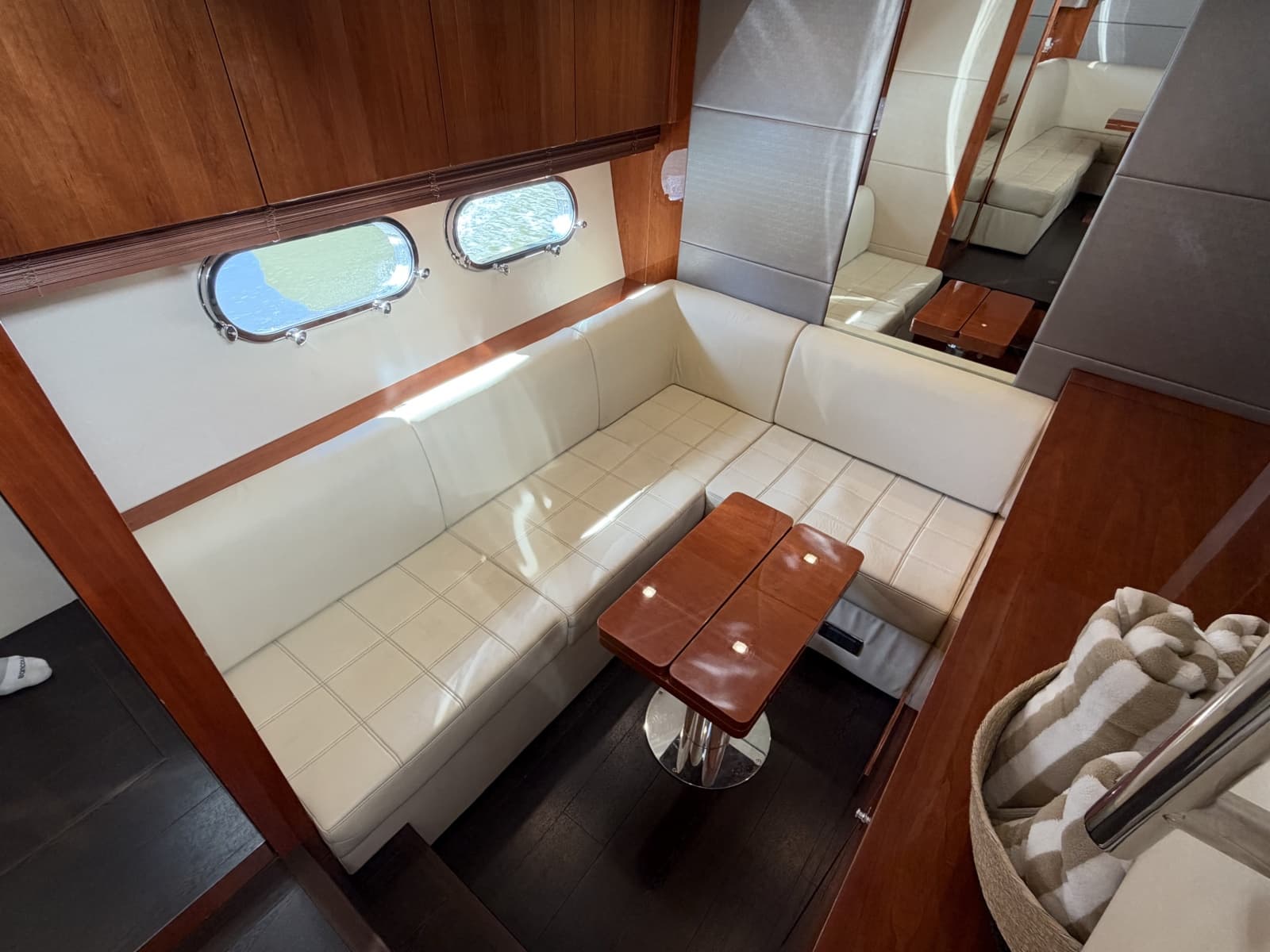 2014 Sunseeker 60 Predator - Photo 55