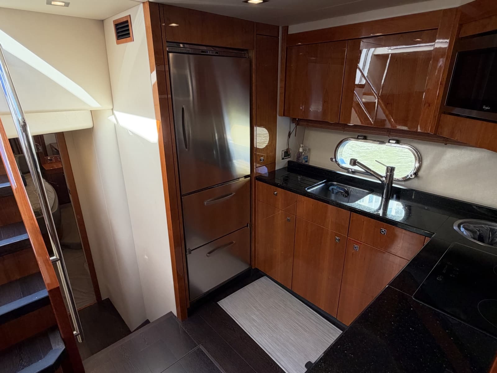 2014 Sunseeker 60 Predator - Photo 48