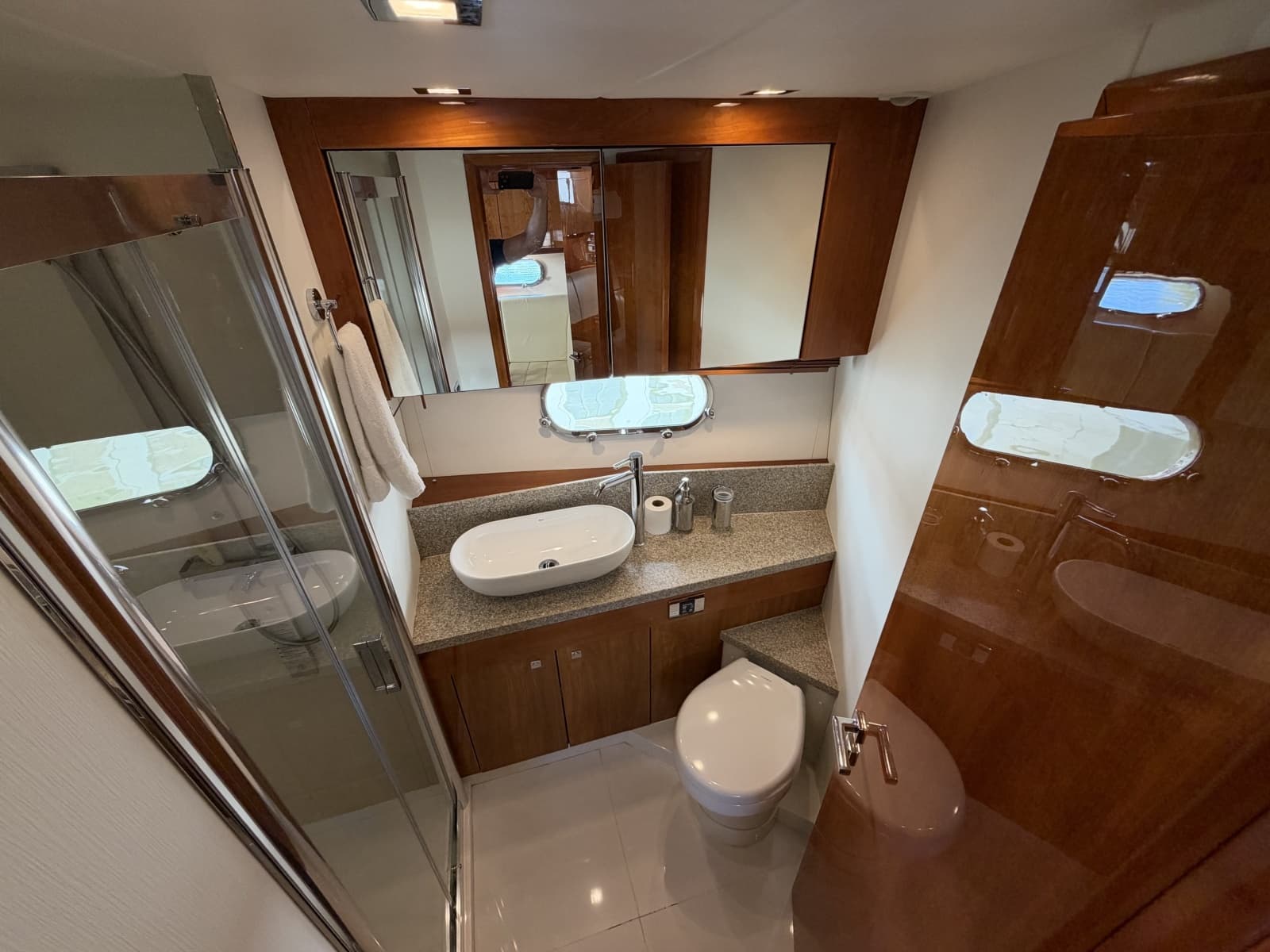 2014 Sunseeker 60 Predator - Photo 70