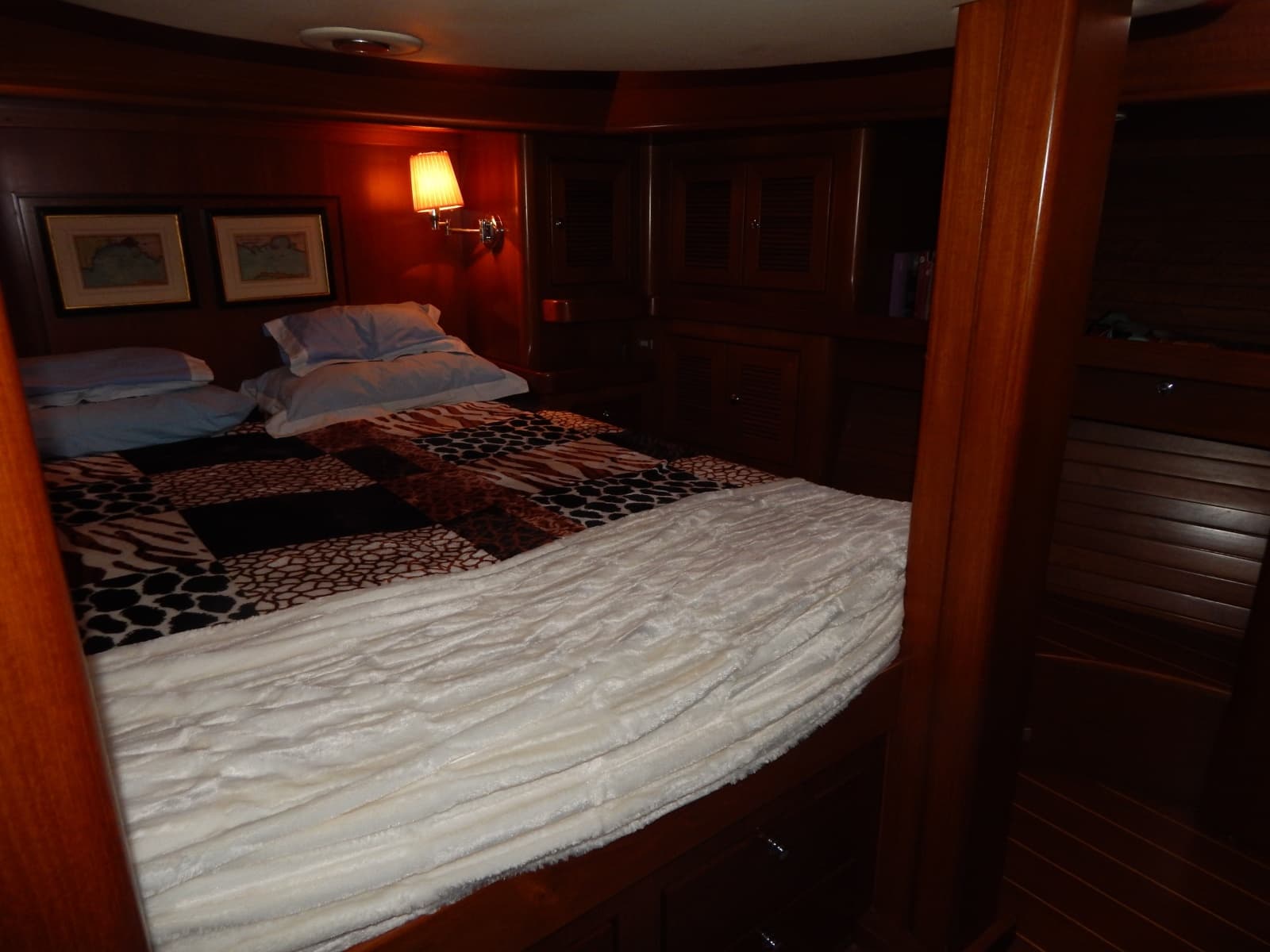 2002 North Wind 58 - Photo 17