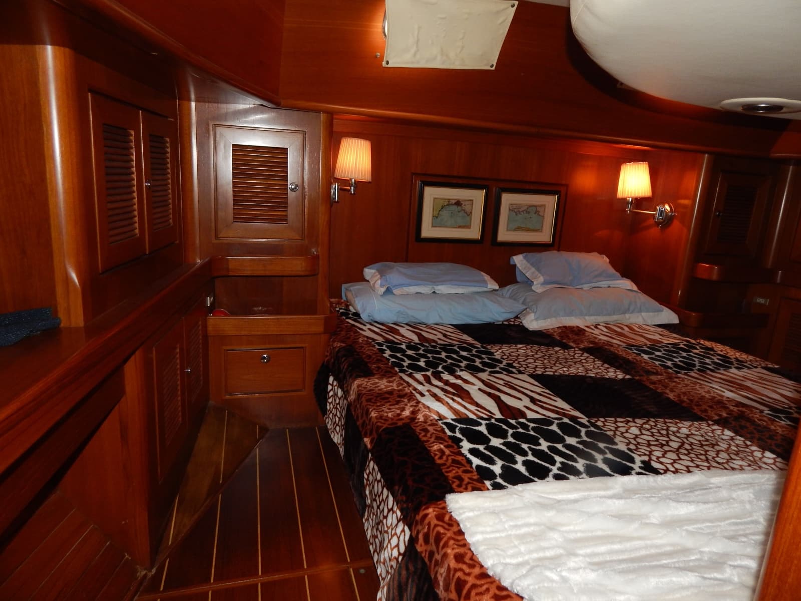 2002 North Wind 58 - Photo 18