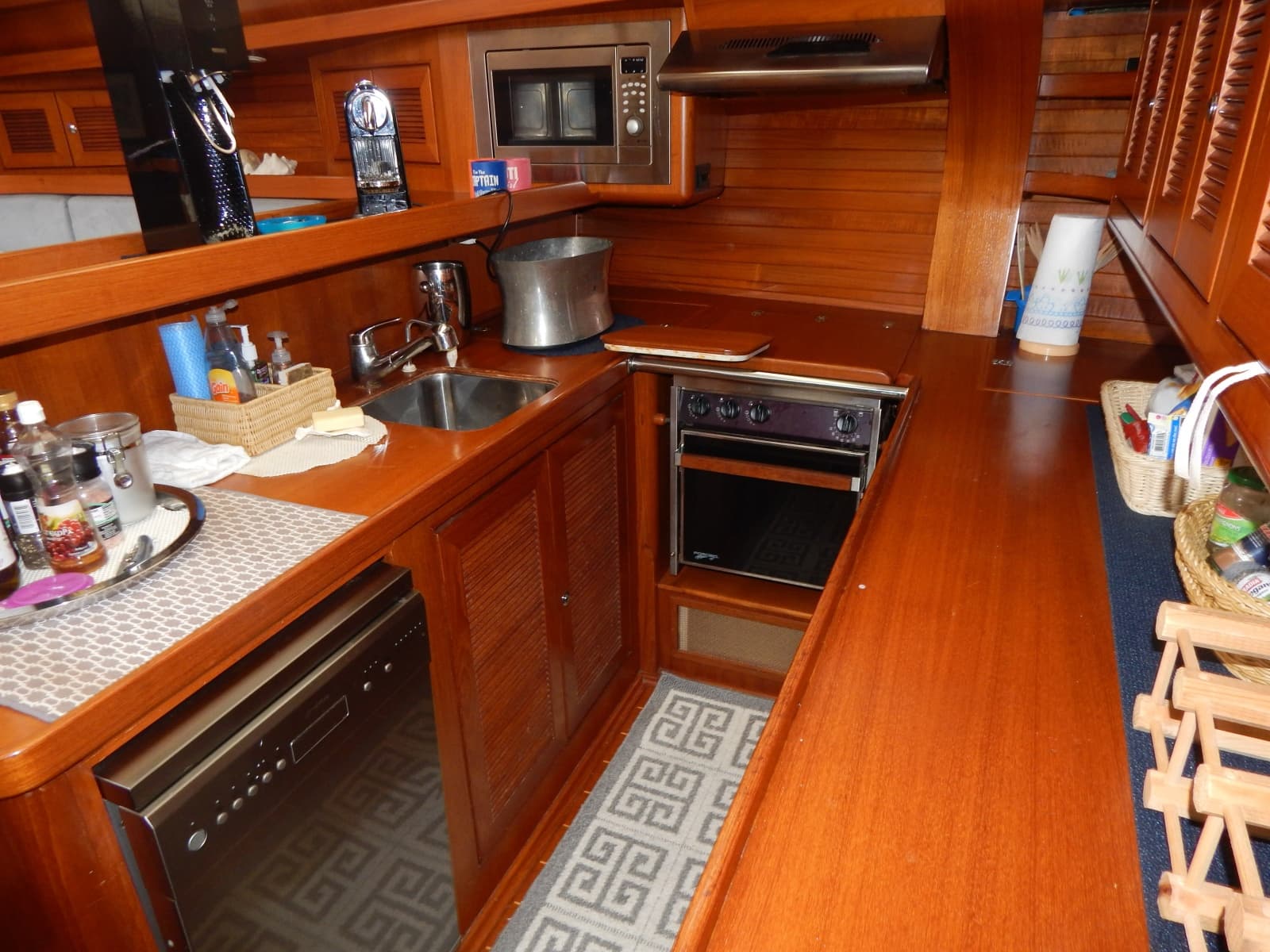 2002 North Wind 58 - Photo 12