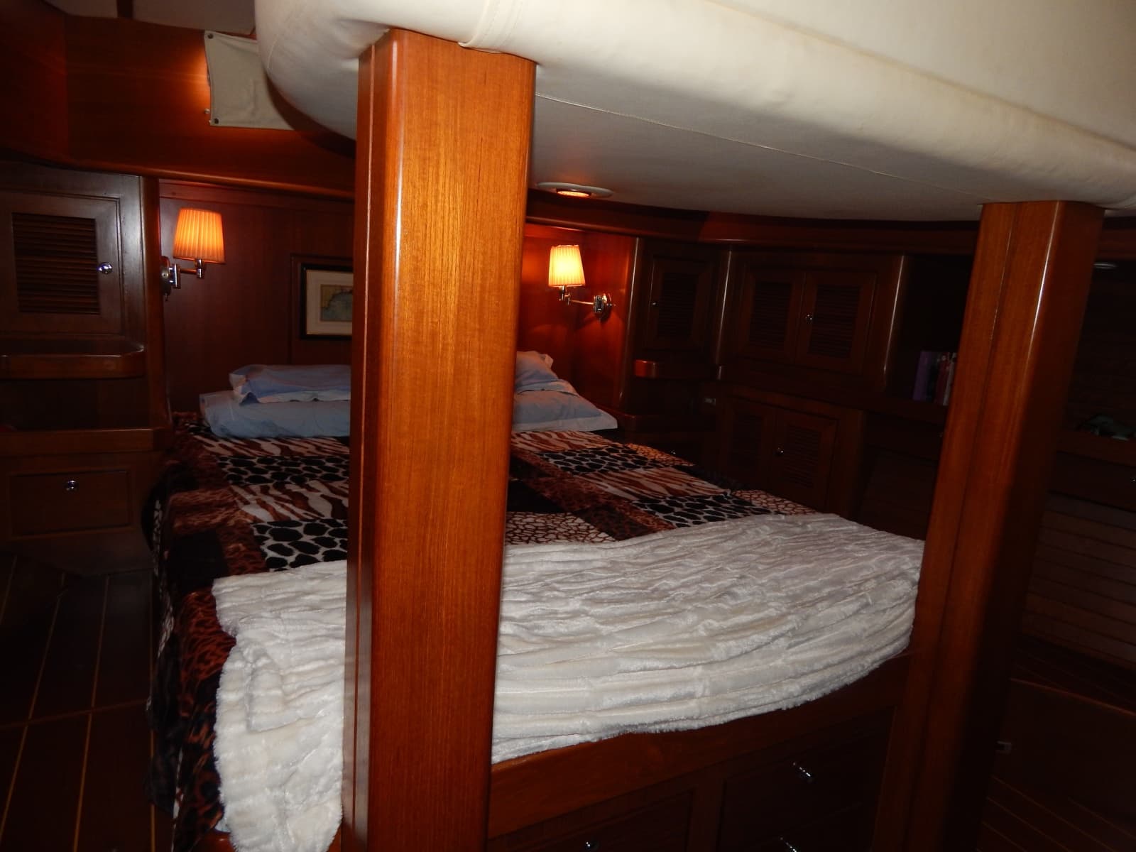 2002 North Wind 58 - Photo 16