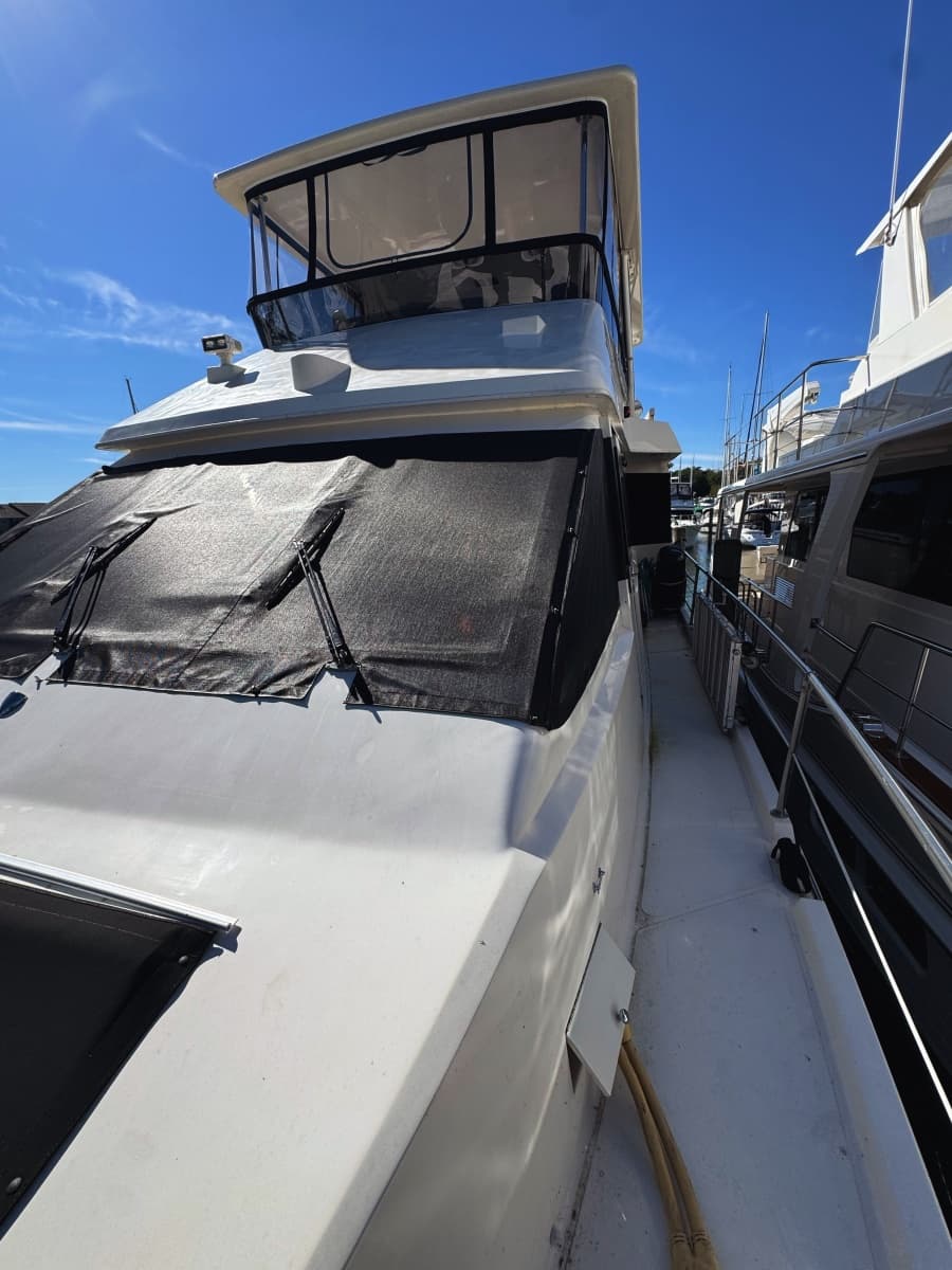 1990 Viking 55 MOTOR YACHT WIDE BODY - Photo 10