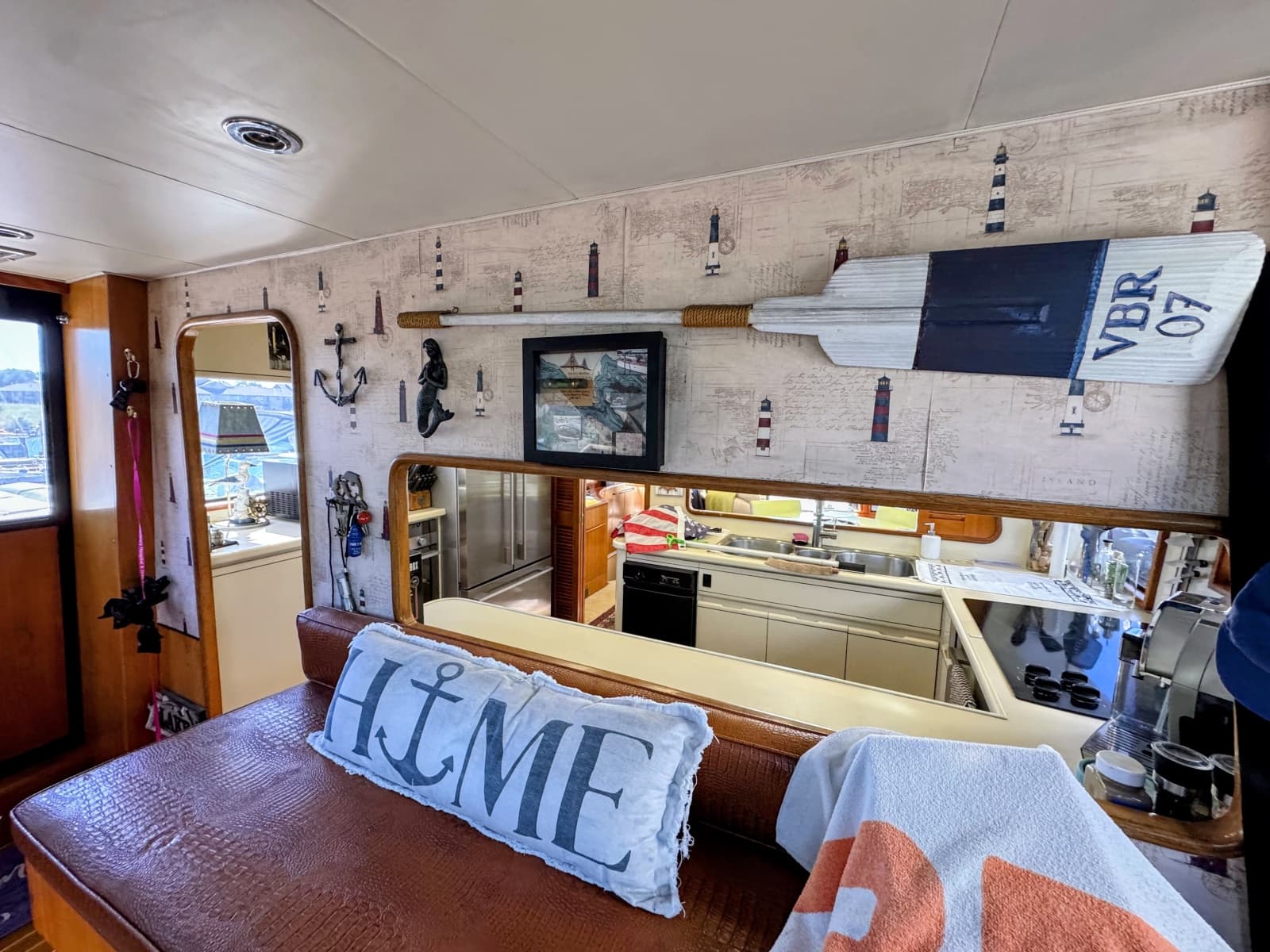 1990 Viking 55 MOTOR YACHT WIDE BODY - Photo 28