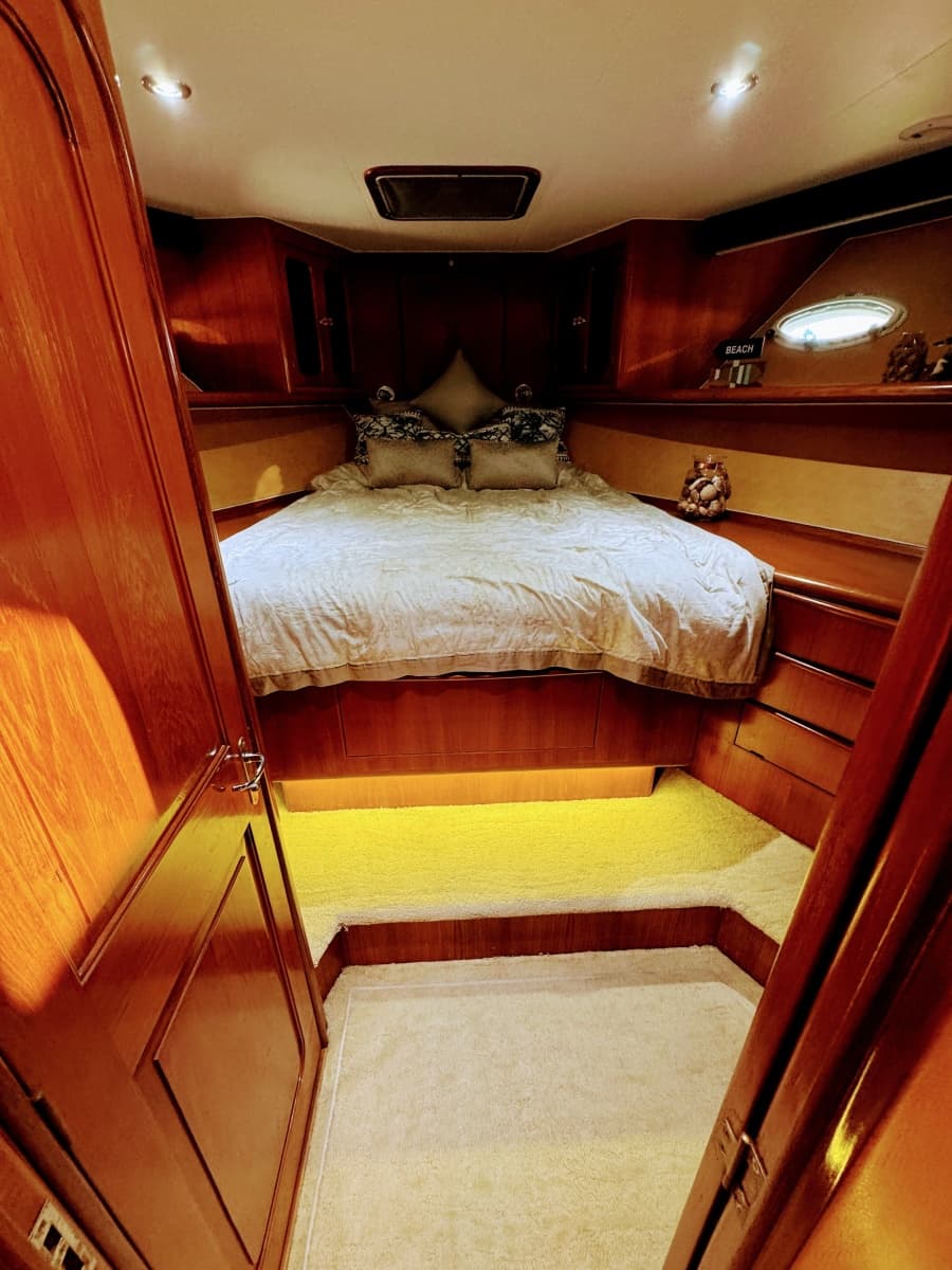 1990 Viking 55 MOTOR YACHT WIDE BODY - Photo 44