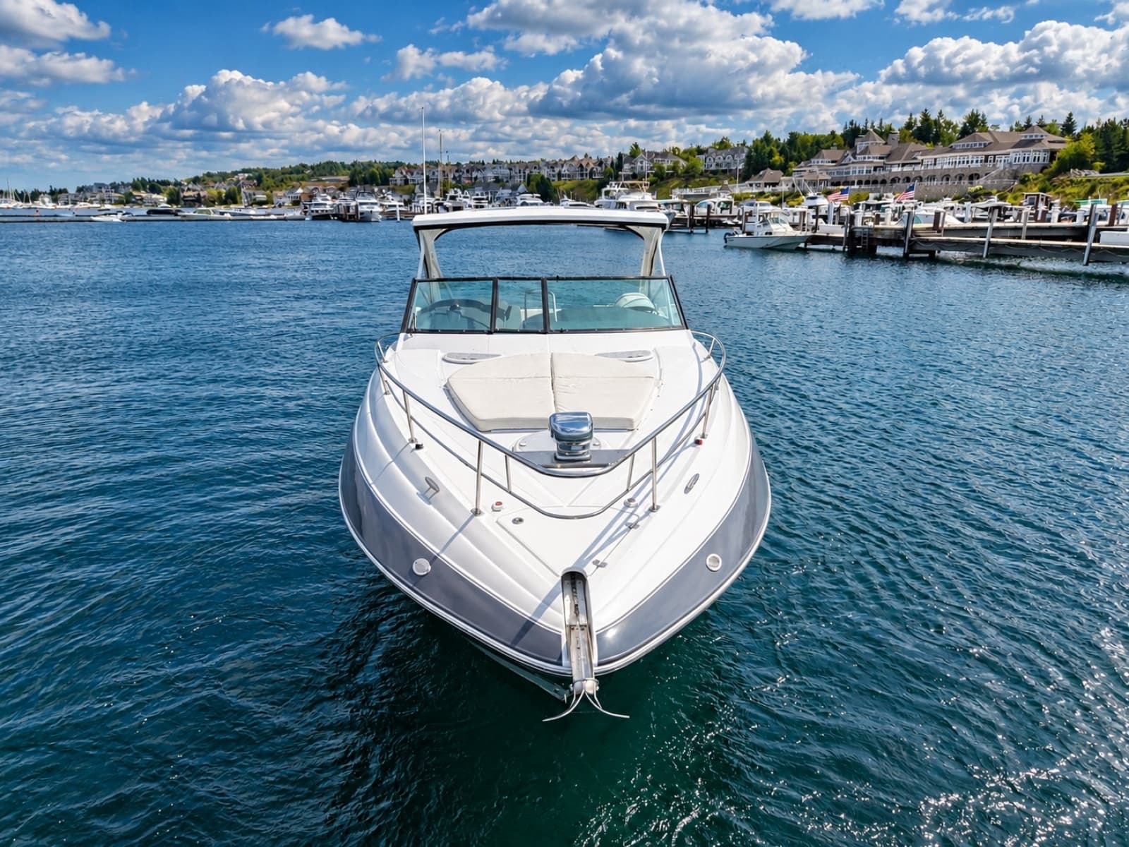 2020 Cruisers Yachts 35 Express - Photo 7