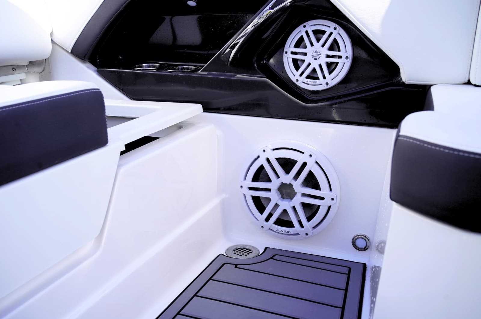 2023 Monterey 275SS - Photo 9