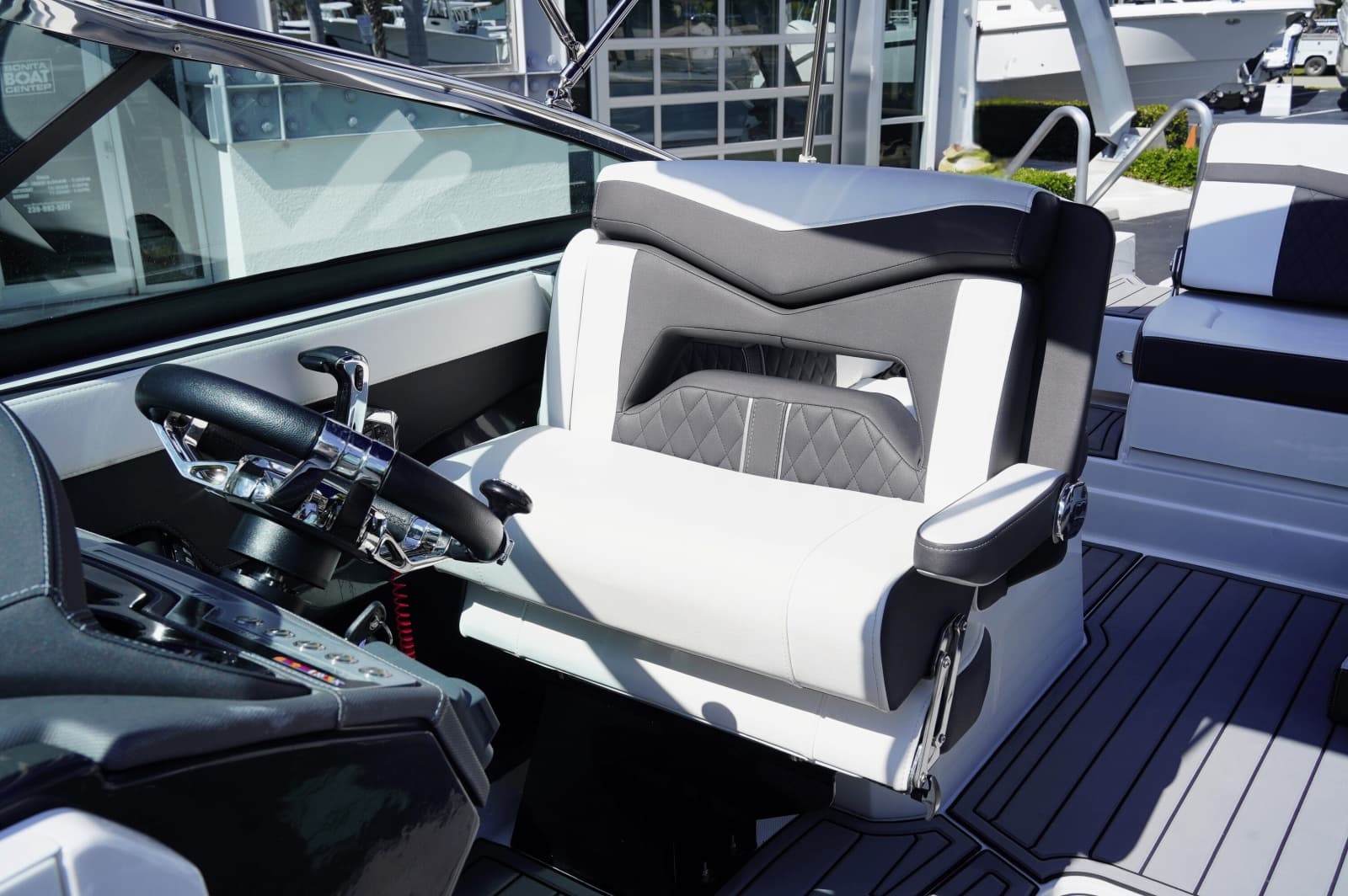 2023 Monterey 275SS - Photo 17