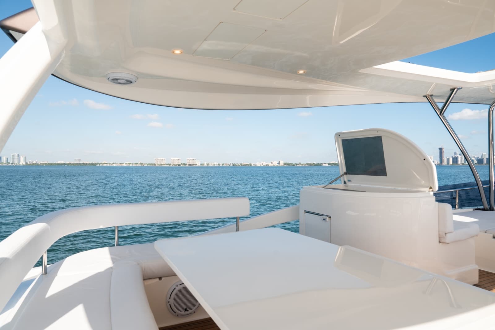2016 Ferretti Yachts  - Photo 23
