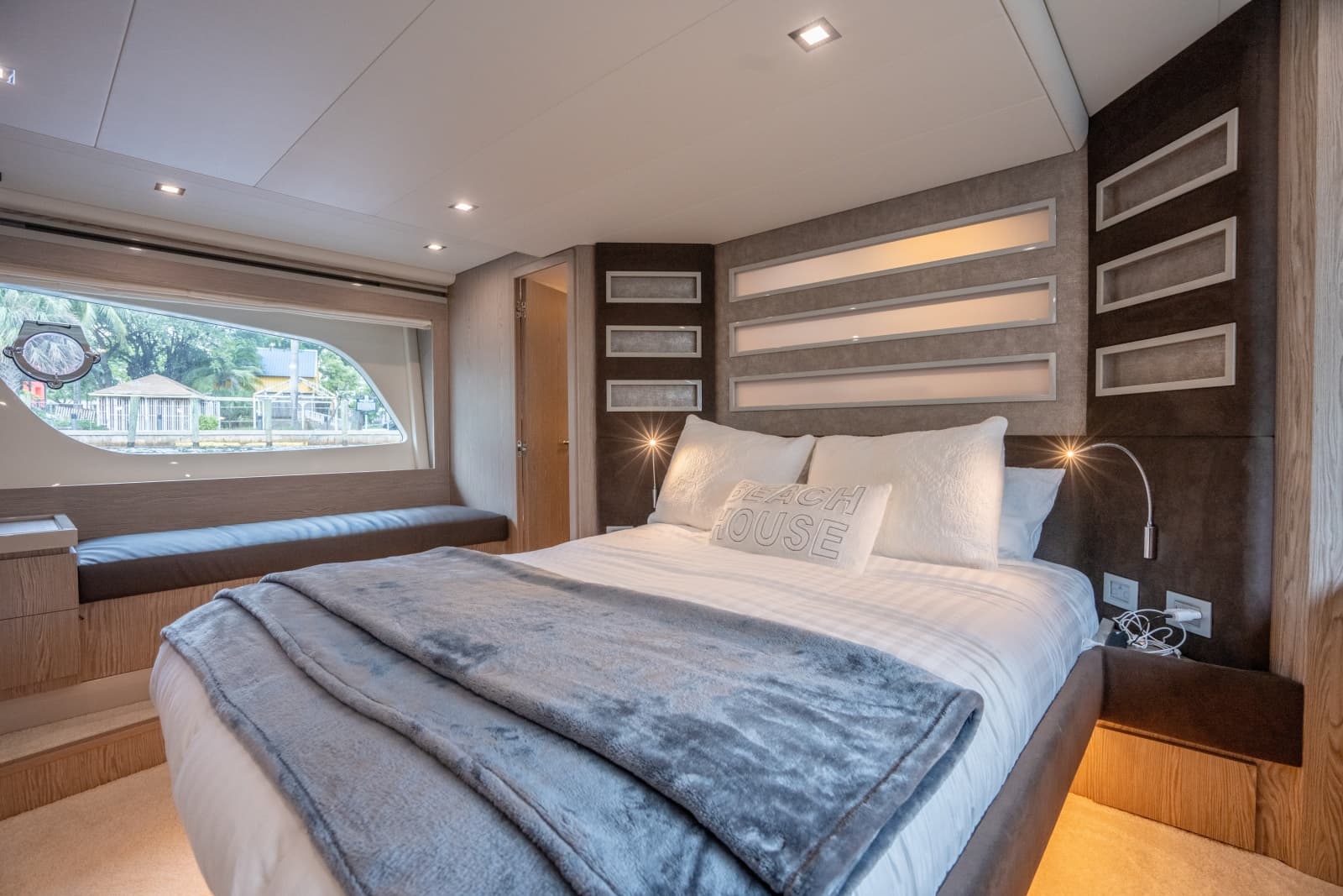 2016 Ferretti Yachts  - Photo 62