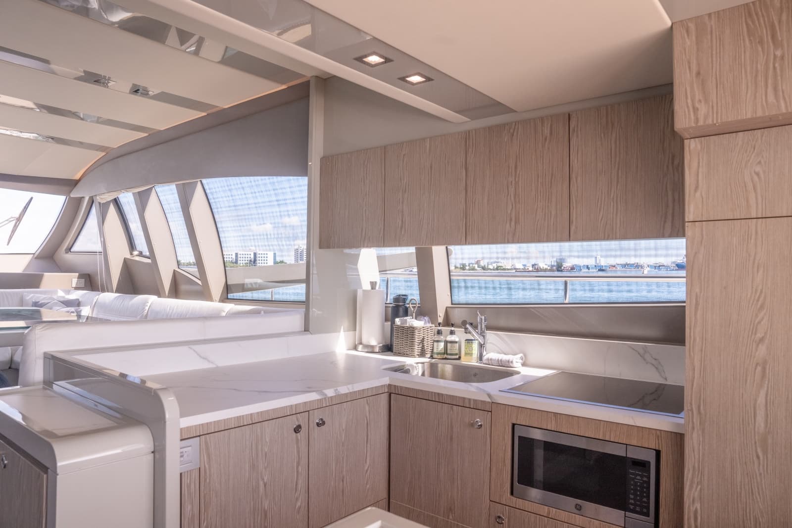 2016 Ferretti Yachts  - Photo 36