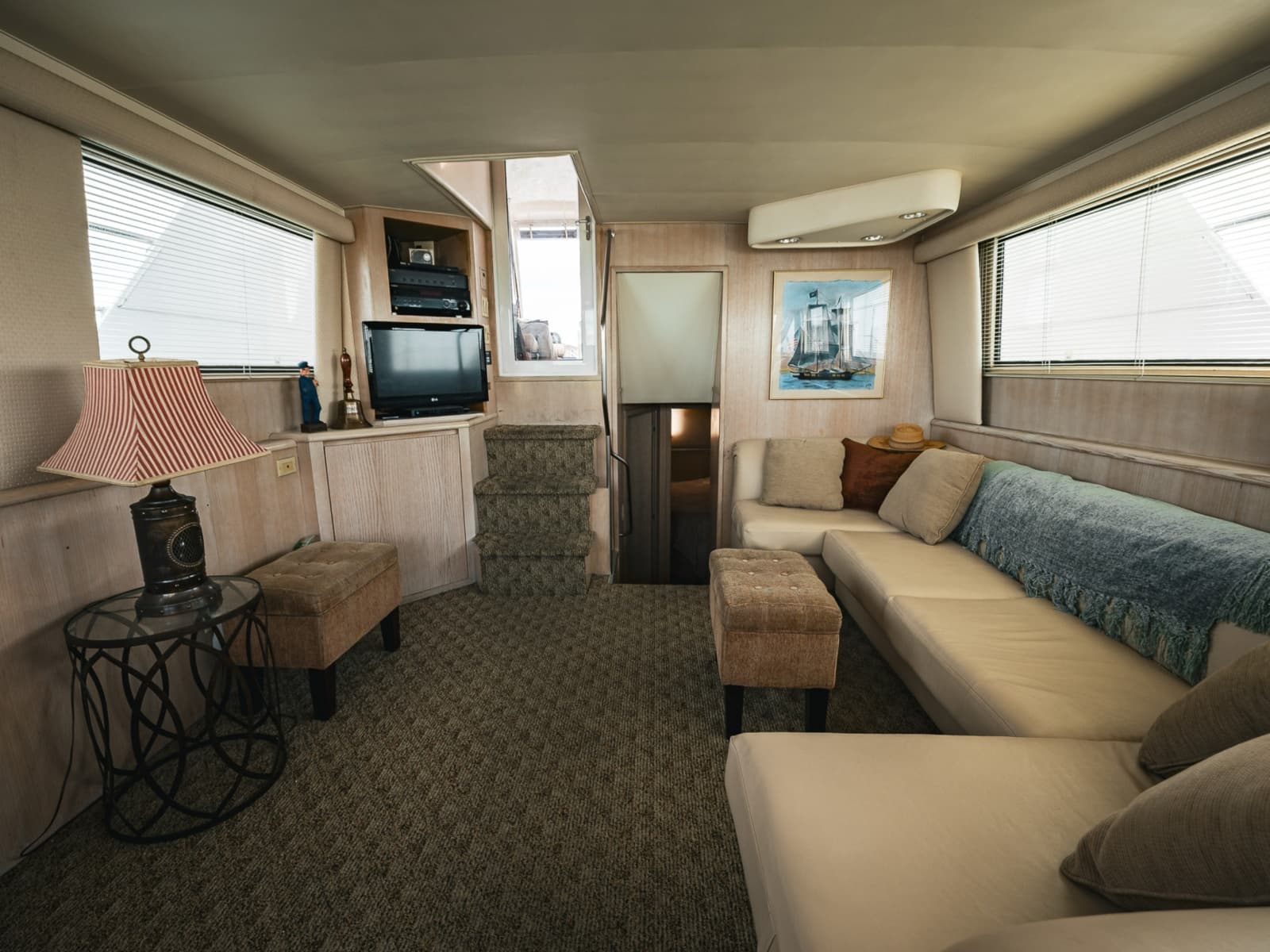 1995 Hatteras 52 Cockpit Motor Yacht - Photo 40