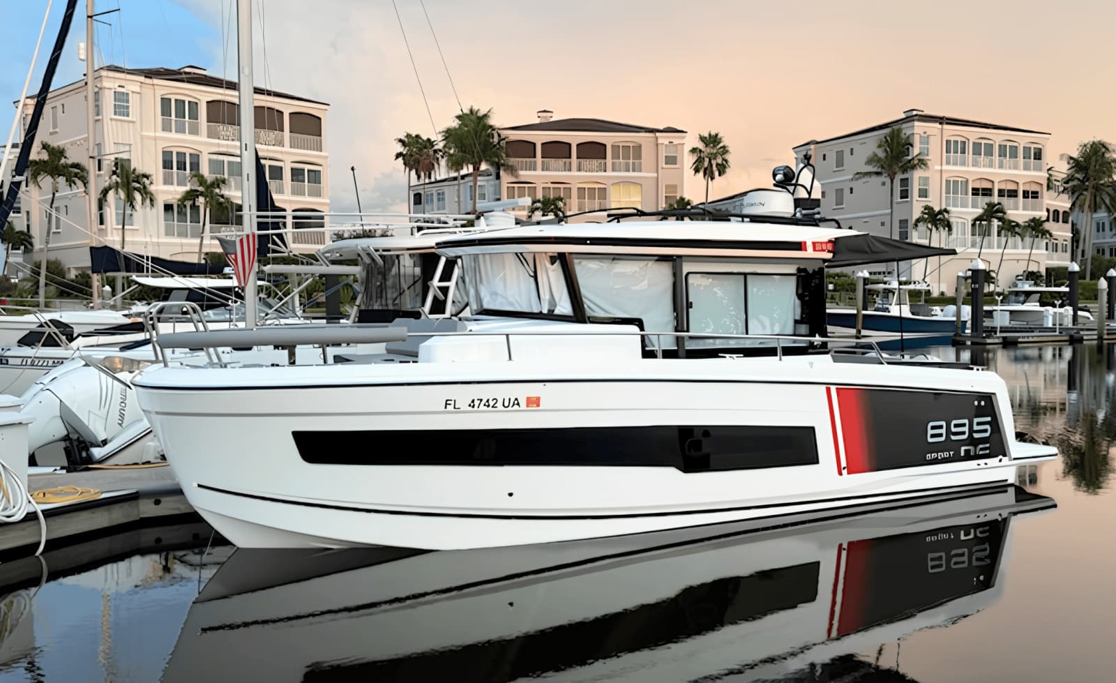2025 Jeanneau NC 895 Sport S2 - Photo 1