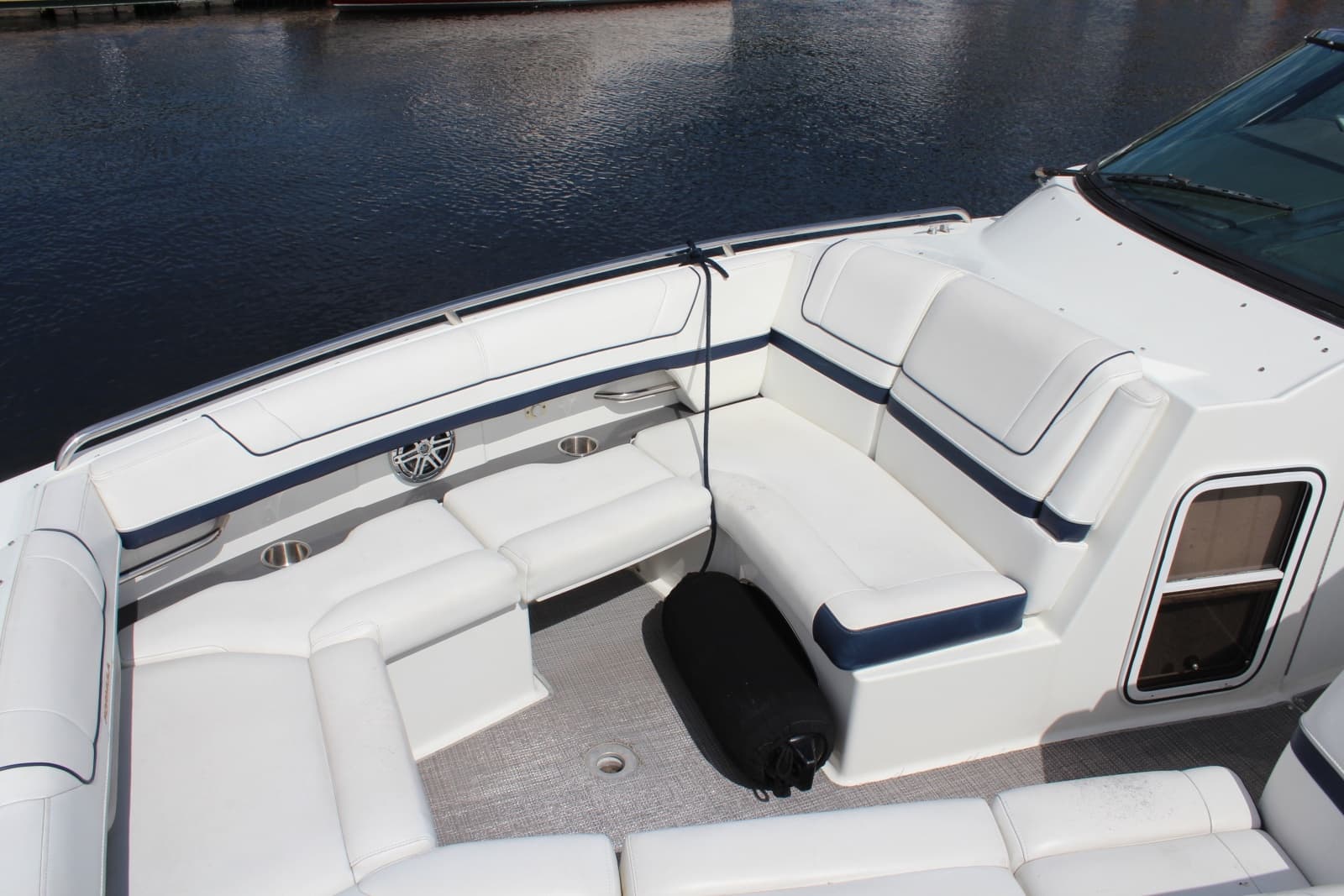 2017 Formula 330 Crossover Bowrider - Photo 39