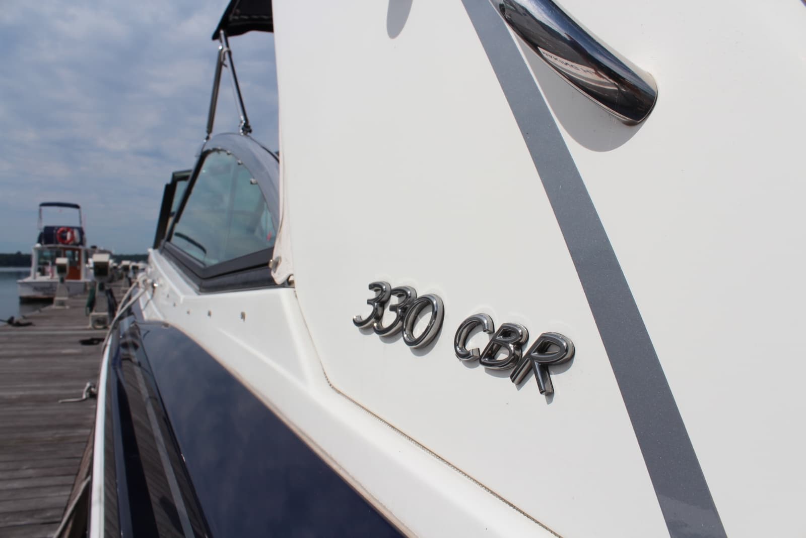 2017 Formula 330 Crossover Bowrider - Photo 72