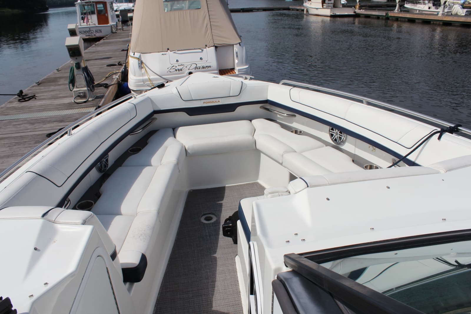 2017 Formula 330 Crossover Bowrider - Photo 11