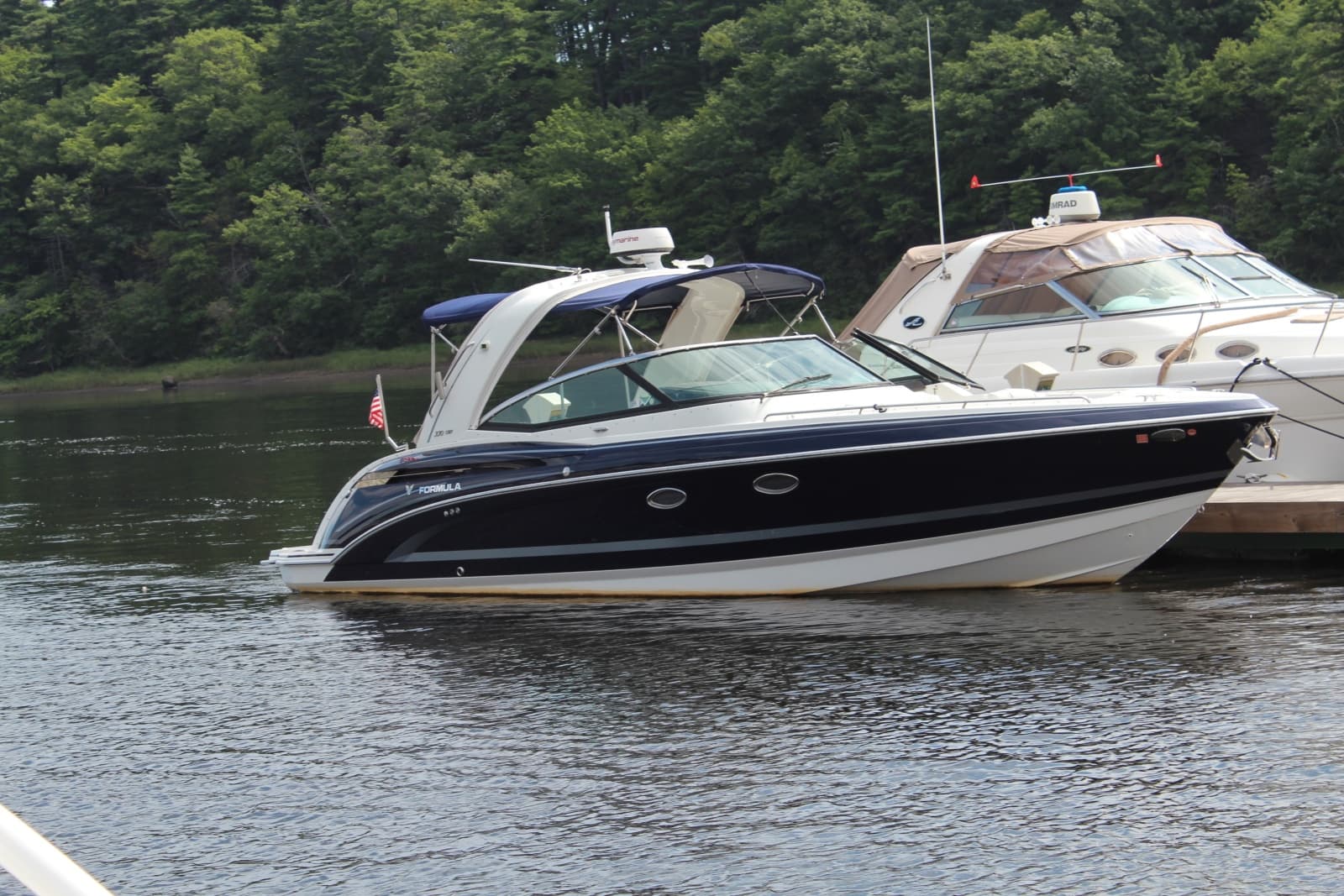 2017 Formula 330 Crossover Bowrider - Photo 3