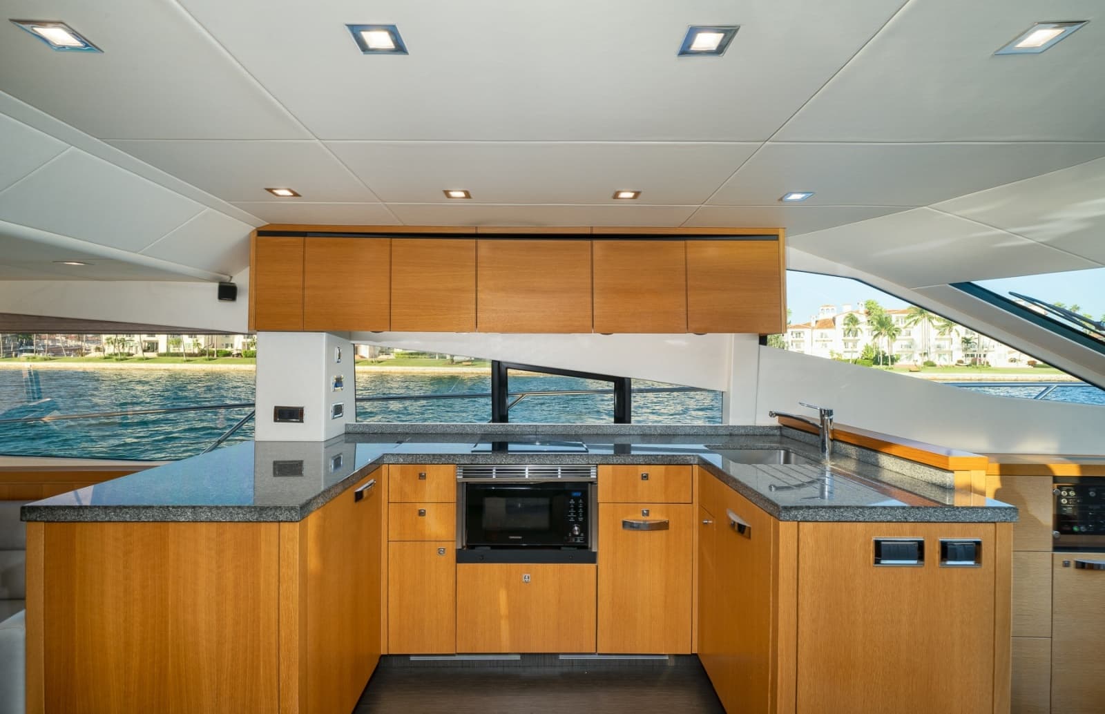 2012 Sunseeker  - Photo 12
