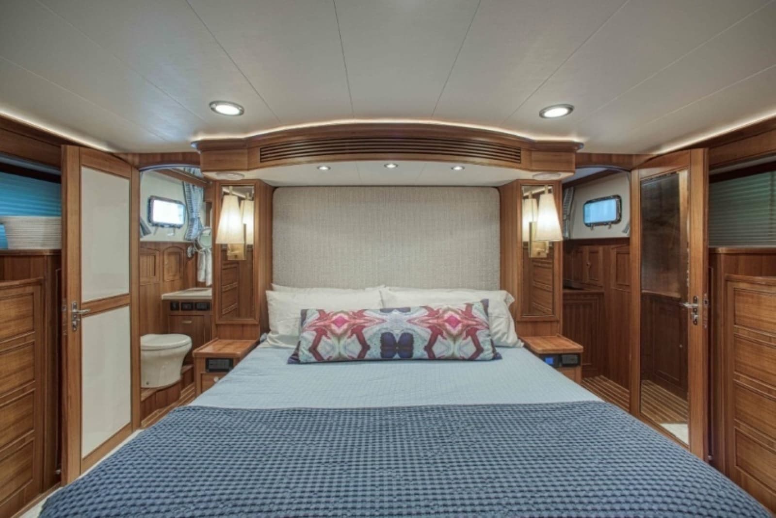 2024 Marlow Explorer 58E - Photo 4