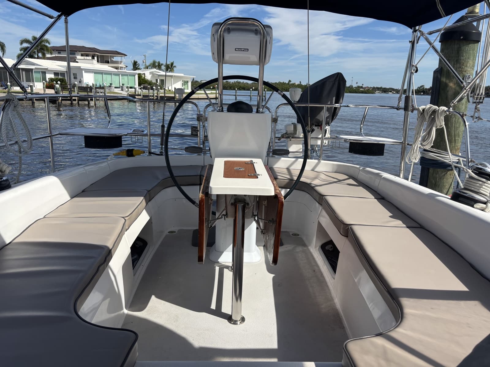2007 Catalina 387 - Photo 11