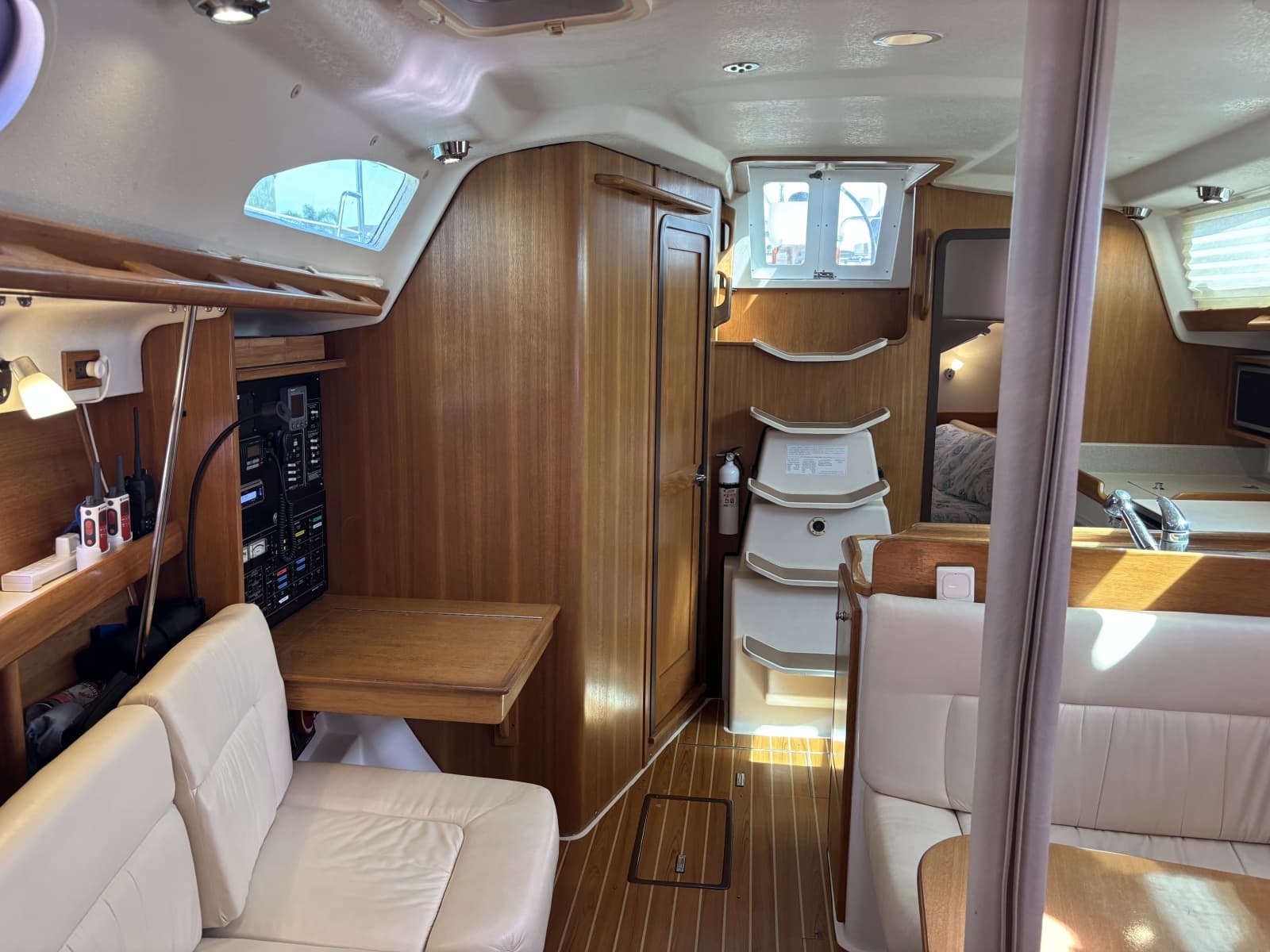 2007 Catalina 387 - Photo 22