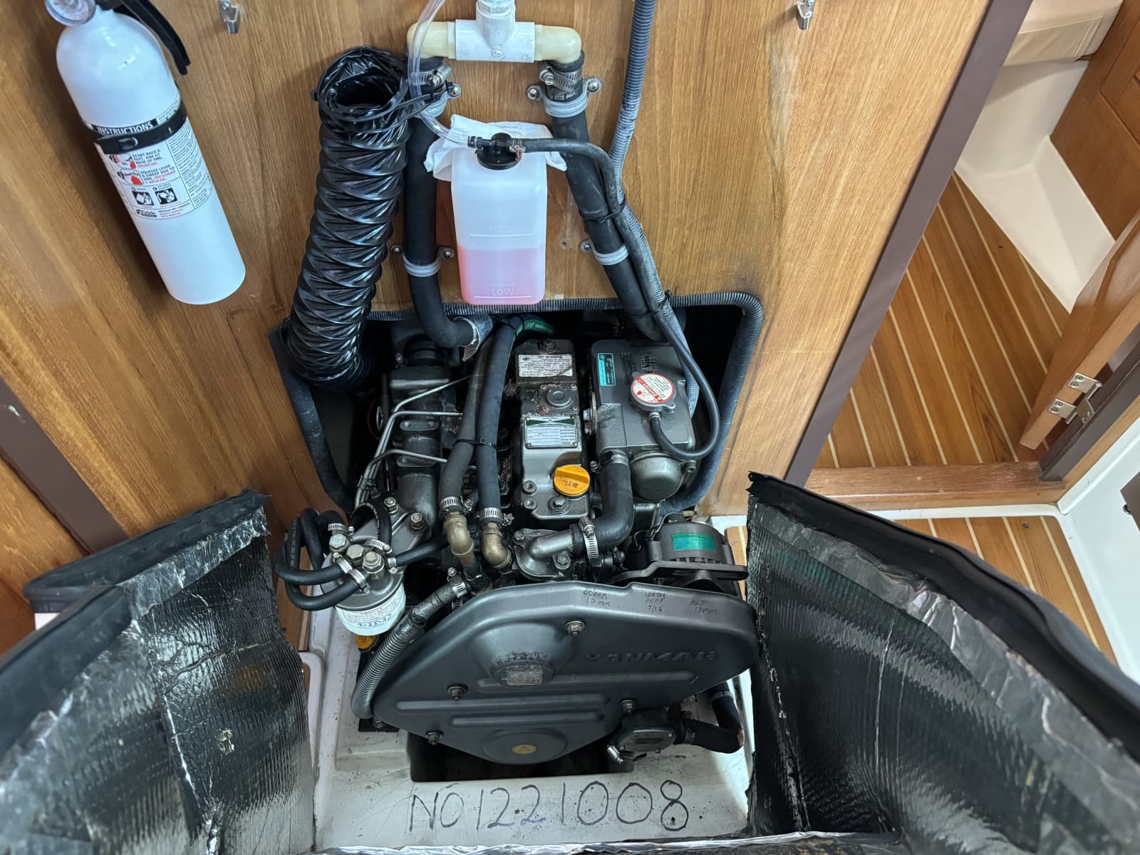 2007 Catalina 387 - Photo 47