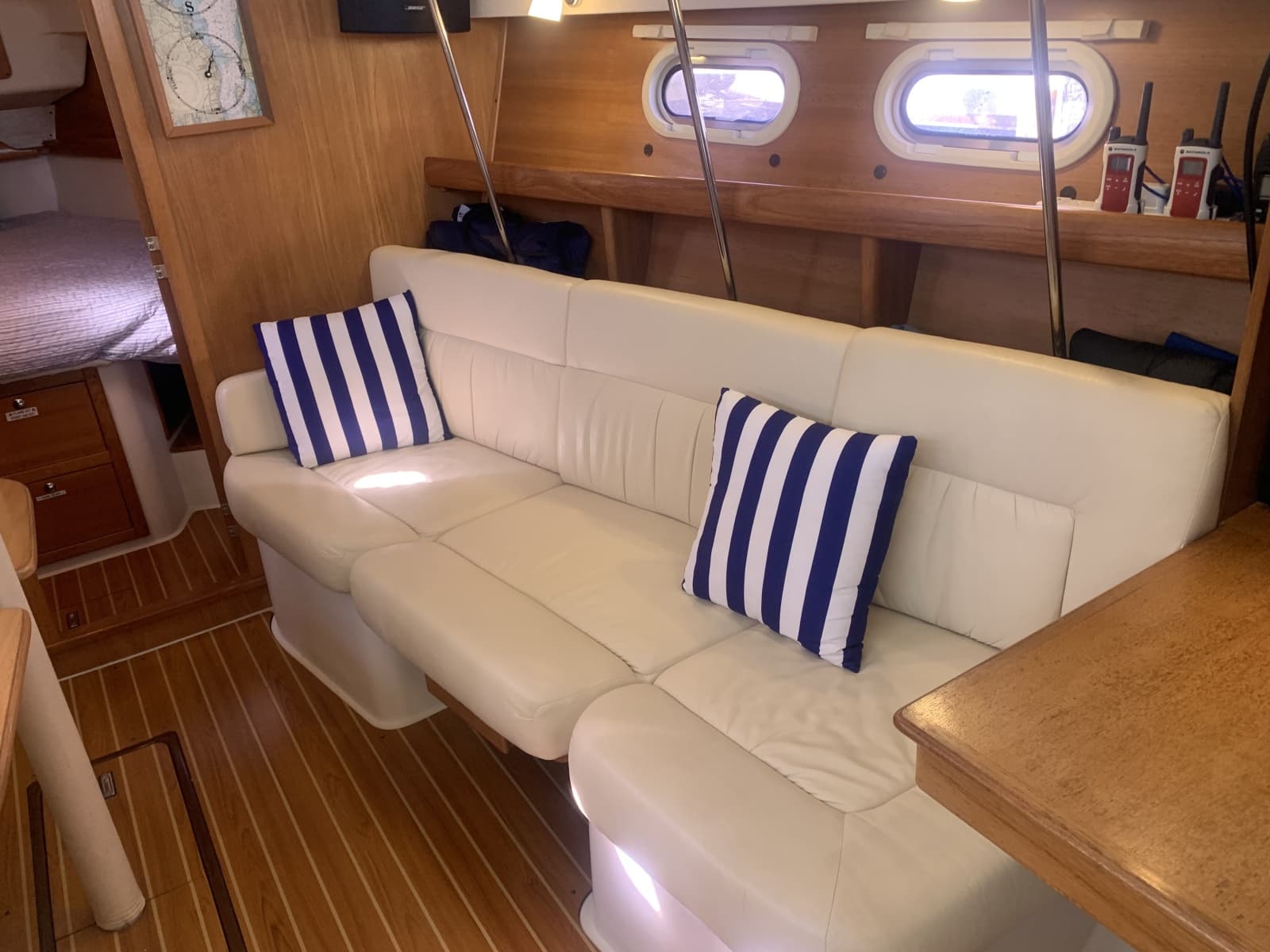 2007 Catalina 387 - Photo 21