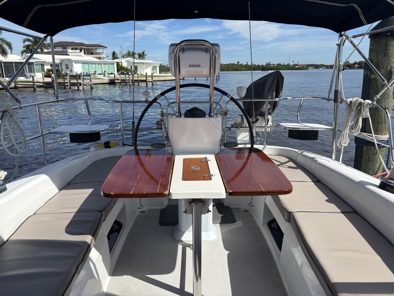 2007 Catalina 387 - Photo 12