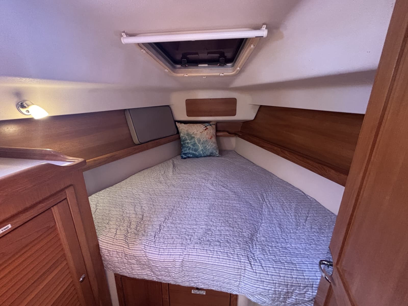2007 Catalina 387 - Photo 31