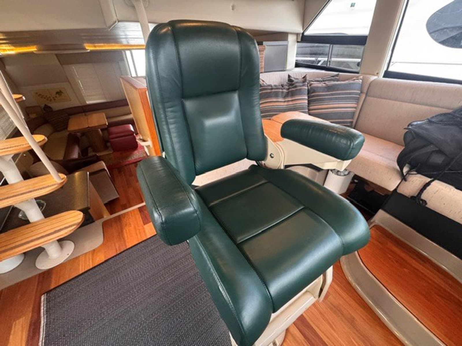2000 Bayliner 5288 Pilot House Motoryacht - Photo 17