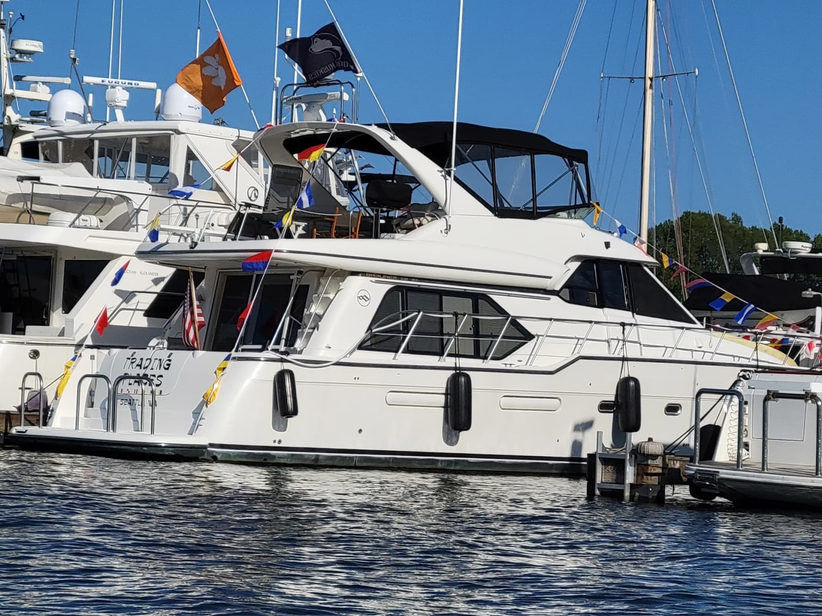 2000 Bayliner 5288 Pilot House Motoryacht - Photo 2