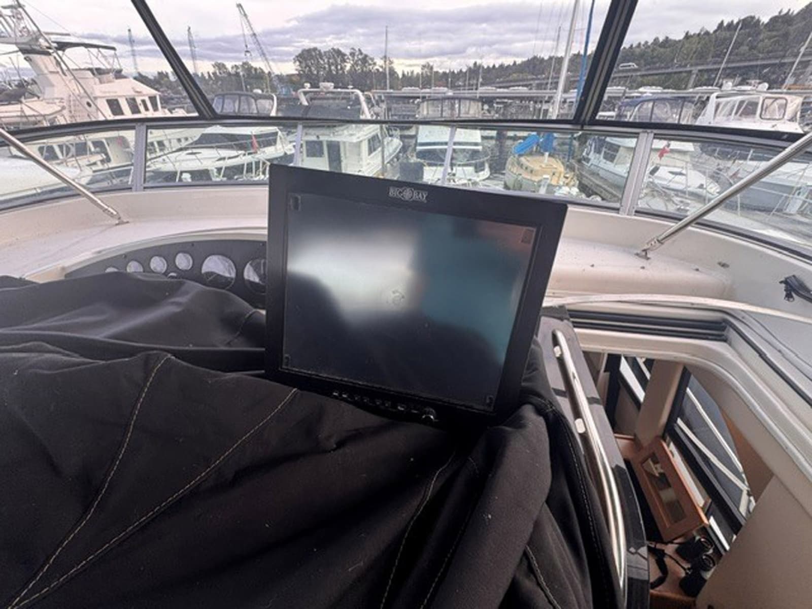 2000 Bayliner 5288 Pilot House Motoryacht - Photo 14