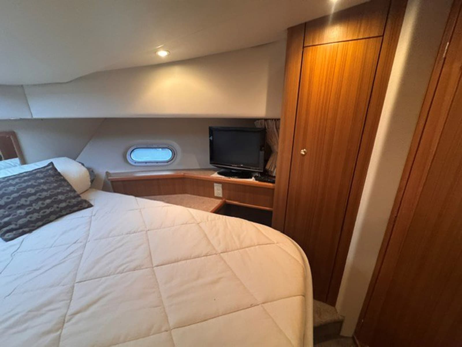 2000 Bayliner 5288 Pilot House Motoryacht - Photo 35