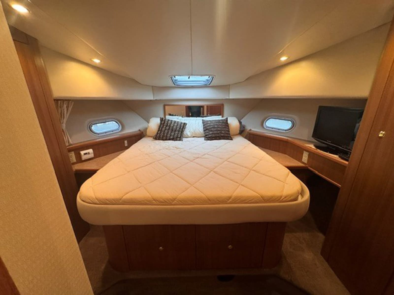 2000 Bayliner 5288 Pilot House Motoryacht - Photo 33