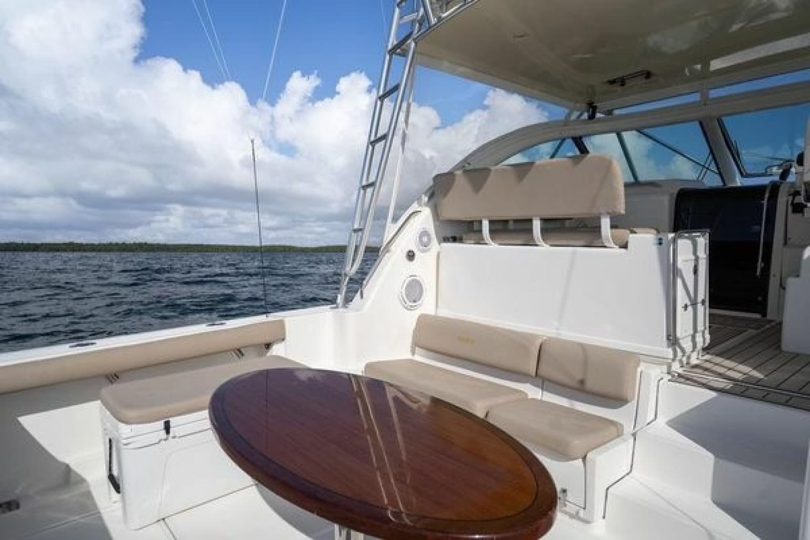 2005 Tiara Yachts 4200 Open - Photo 8