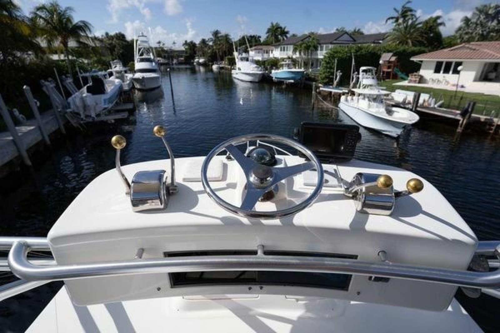 2005 Tiara Yachts 4200 Open - Photo 25