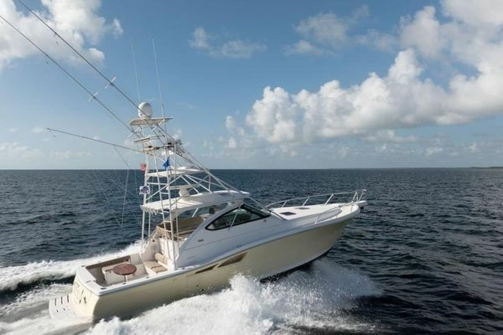 2005 Tiara Yachts 4200 Open - Photo 2