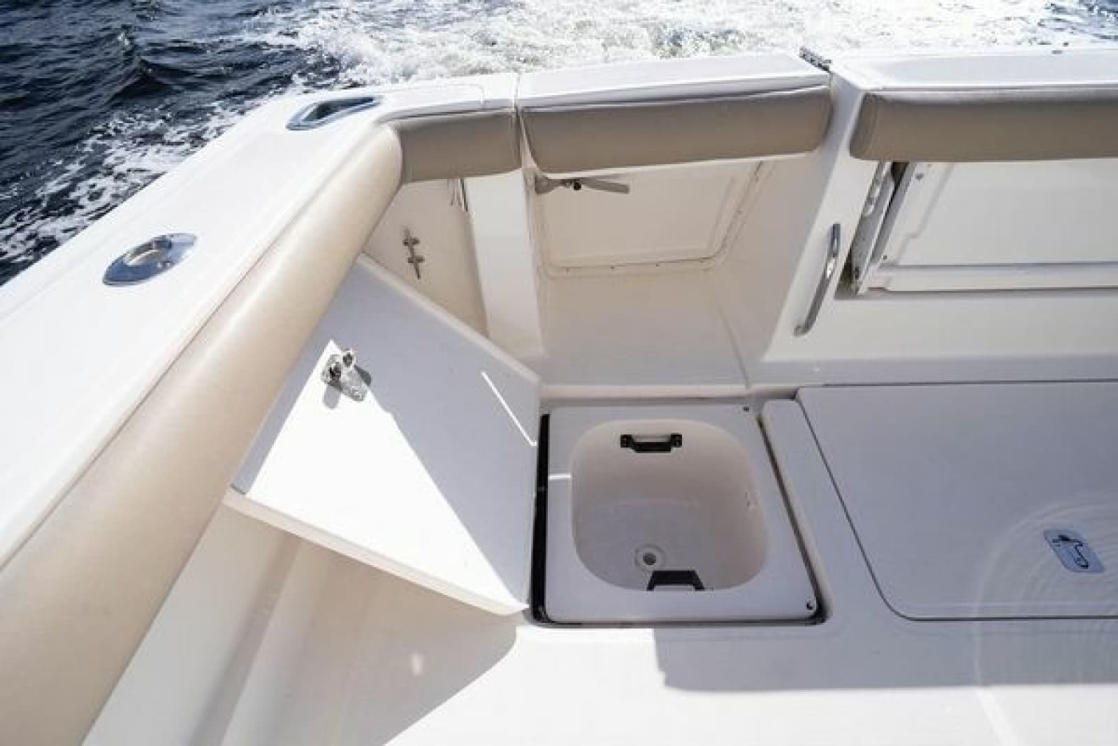 2005 Tiara Yachts 4200 Open - Photo 12