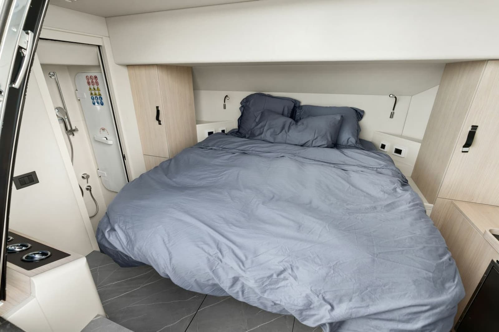 2023 Absolute Navetta 64 - Photo 98
