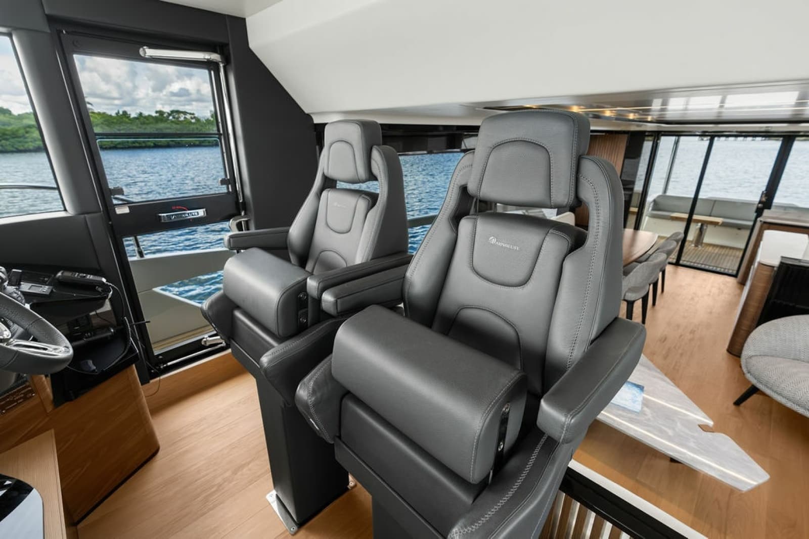 2023 Absolute Navetta 64 - Photo 70