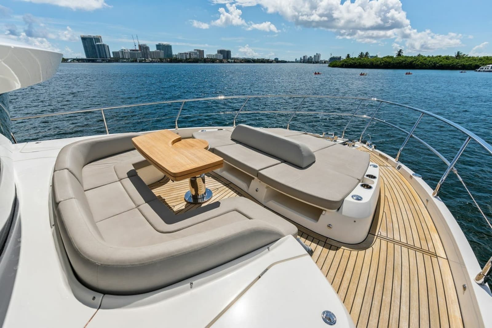 2023 Absolute Navetta 64 - Photo 52